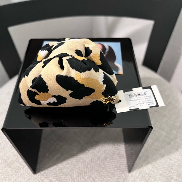 🍁ON SALE🍂LELE SADOUGHI NWT AUTHENTIC LEOPARD SIMONE KNOTTED SILK HAIR CLAW CLIP - Picture 14 of 14